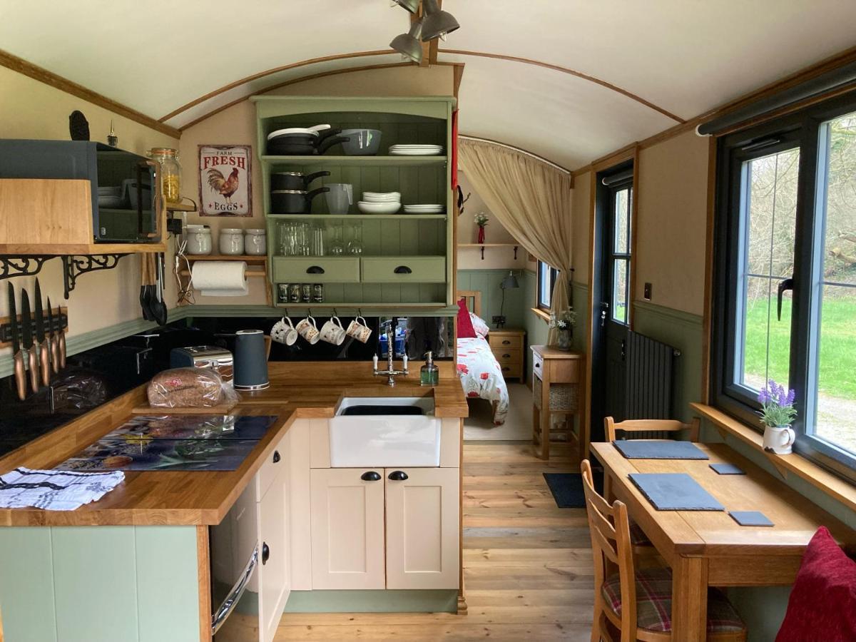 Brook The Shepherd Hut Saltash Zewnętrze zdjęcie