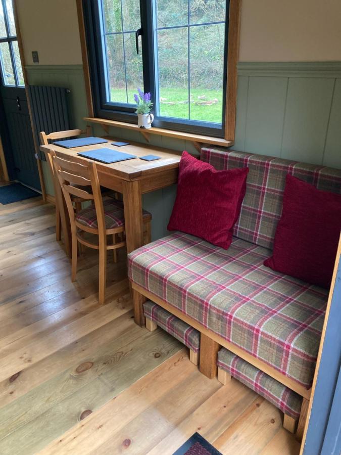 Brook The Shepherd Hut Saltash Zewnętrze zdjęcie